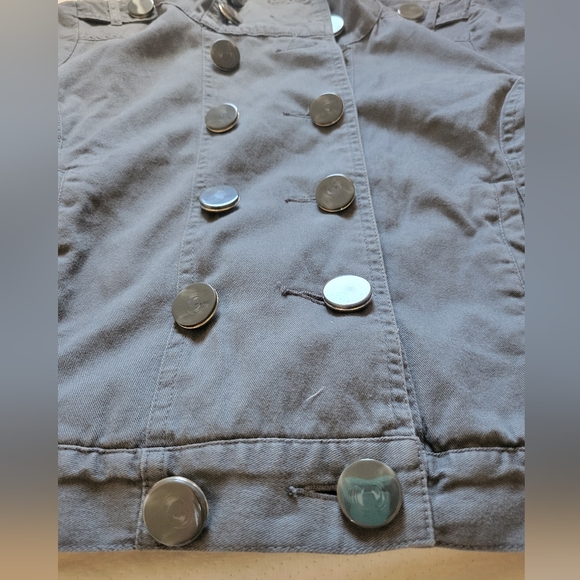 Sound & Matter | Cute Casual Gray Double-Breasted Short Jacket (SIZE M) - Picture 7 of 13